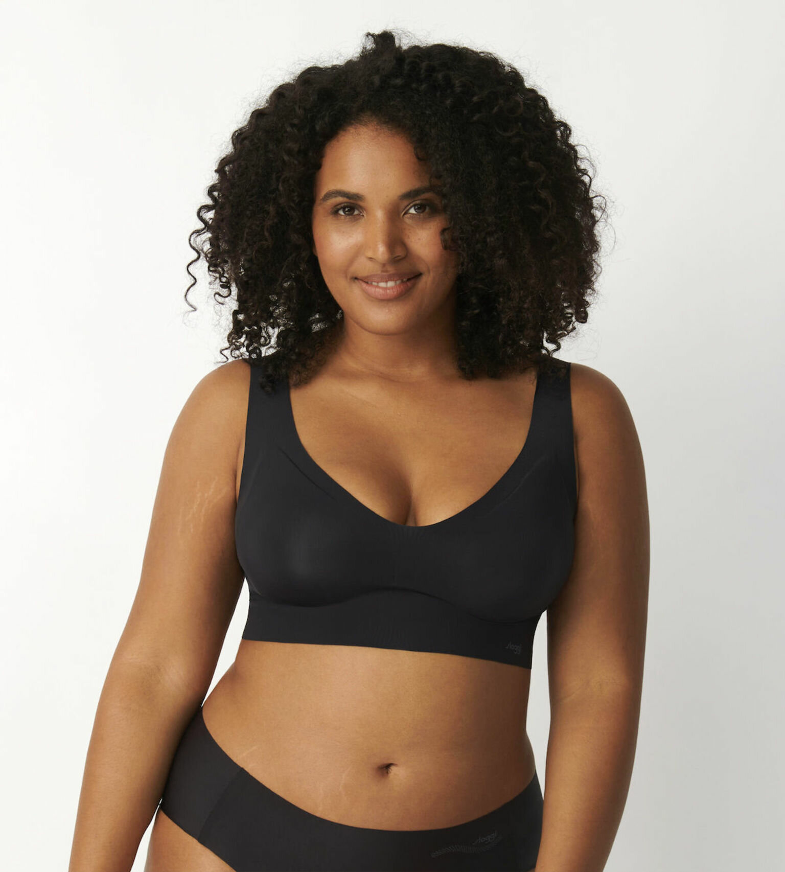 10186738_0004_4 Sloggi Zero Feel Bralette EX